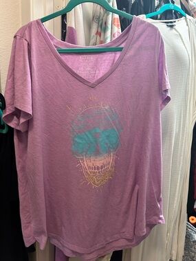 torrid Purple V‑Neck Graphic Tee with Teal & Gold Skull Design